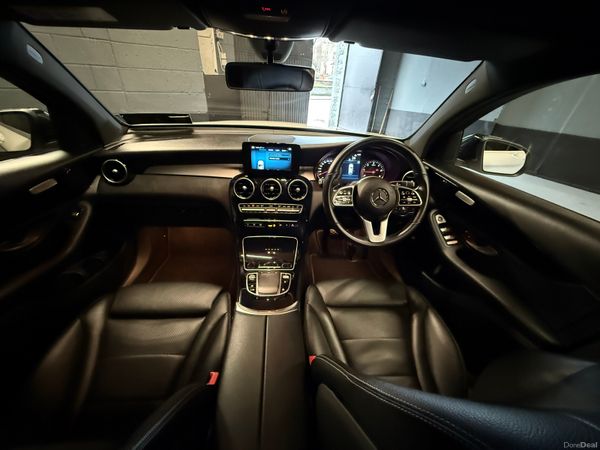 211 Mercedes-Benz GLC 200D Sport Coupe 375262738