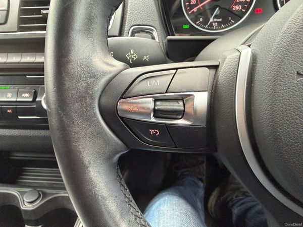 16 BMW 118D M Sport 375263017