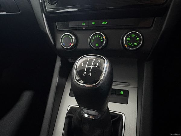 2016 Skoda Octavia Combi Estate 1.6 110 Bhp 375290784