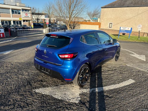 Renault clio 2017 1.2 petrol Auto 375296496