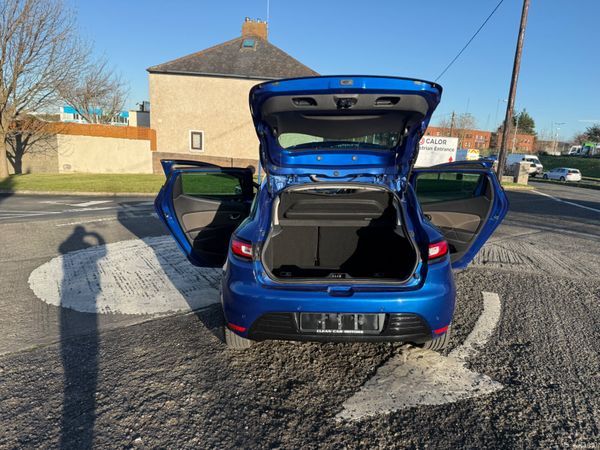 Renault clio 2017 1.2 petrol Auto 375296505