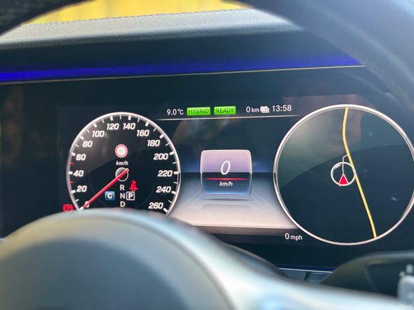 192 Mercedes-Benz E-Class E 300 de Plug-in hybrid 375205444