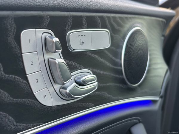 192 Mercedes-Benz E-Class E 300 de Plug-in hybrid 375205435