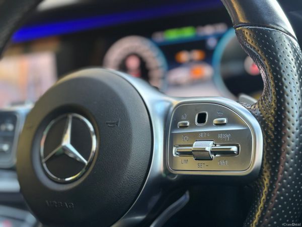 192 Mercedes-Benz E-Class E 300 de Plug-in hybrid 375205437