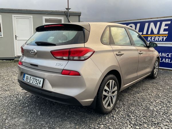 181 HYUNDAI i30 AUTOMATIC DIESEL SPOTLESS 375239983