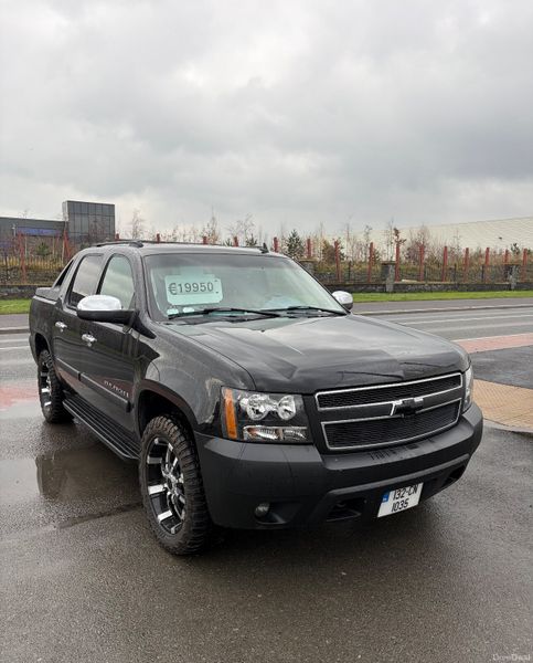 2013 Chevy Avalanche 5.3 V8 petrol 375356499