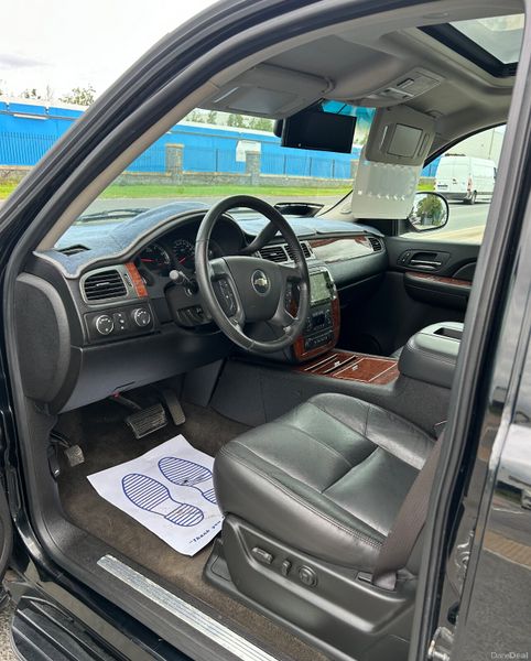 2013 Chevy Avalanche 5.3 V8 petrol 375356519