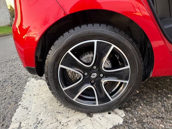 Renault Clio 2016 Automatic 375390229