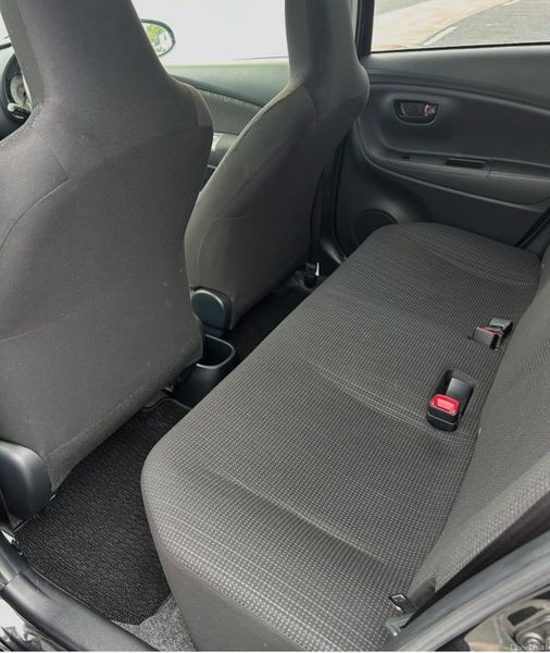 2016 Toyota Vitz 1.0 Auto LOW KILOMETRES 375399480