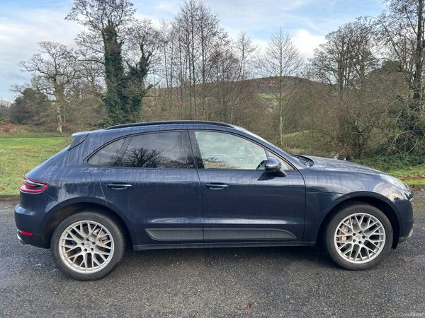 Porsche Macan 2016 , FSH from Porsche, AWD 375314588