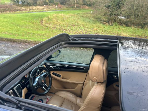 Porsche Macan 2016 , FSH from Porsche, AWD 375314589