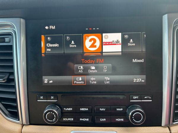 Porsche Macan 2016 , FSH from Porsche, AWD 375314671