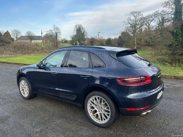 Porsche Macan 2016 , FSH from Porsche, AWD 375314677