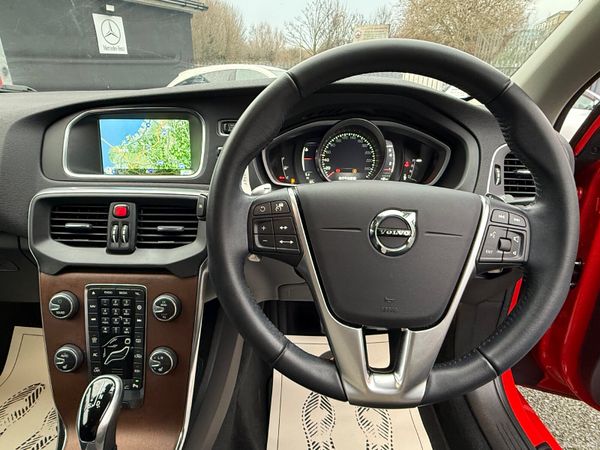 2016 VOLVO V40 1.5 AUTO *FULL LEATHER* 375415183