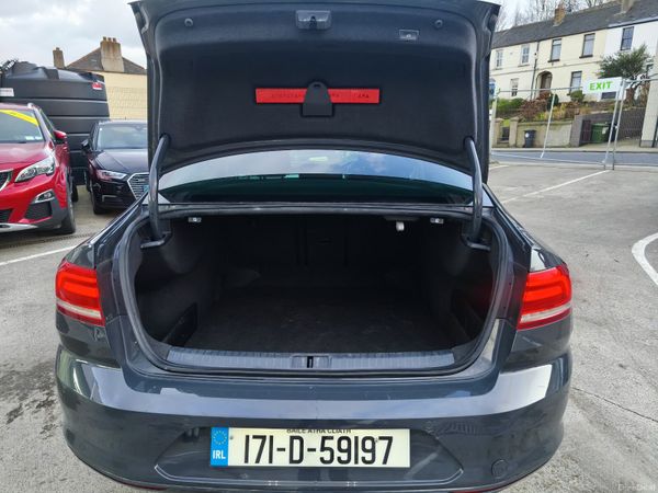 2017 Volkswagen Passat AA Approved 1 Year Warranty 375530619