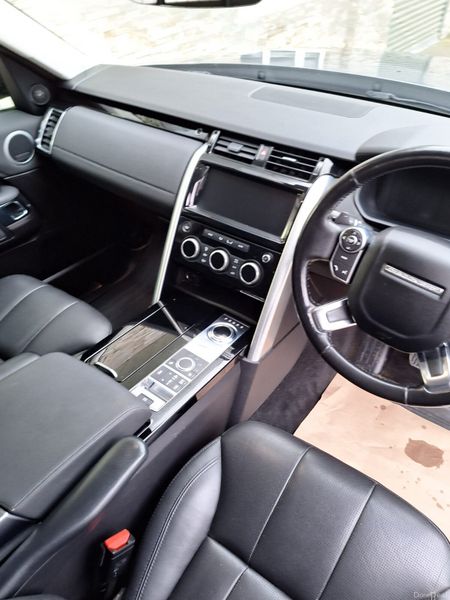 Land Rover Discovery 2018 375602081