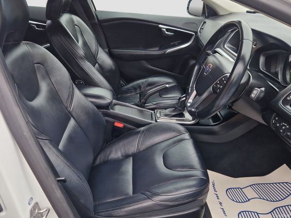 2015 VOLVO V40  T4 1.6 AUTO*FULL LEATHER SEATS* 375603274