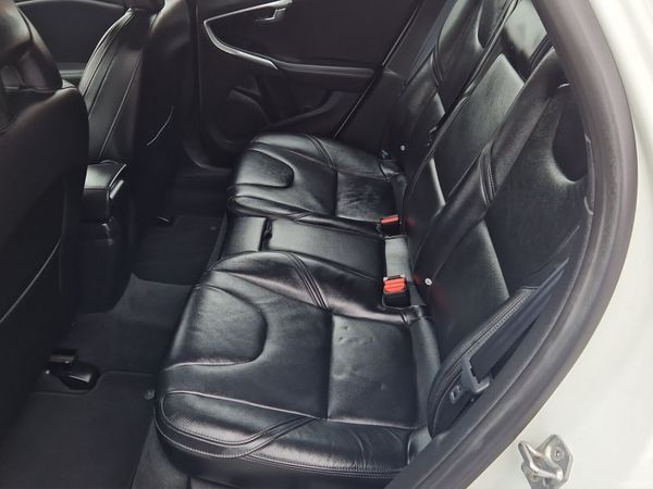 2015 VOLVO V40  T4 1.6 AUTO*FULL LEATHER SEATS* 375603277