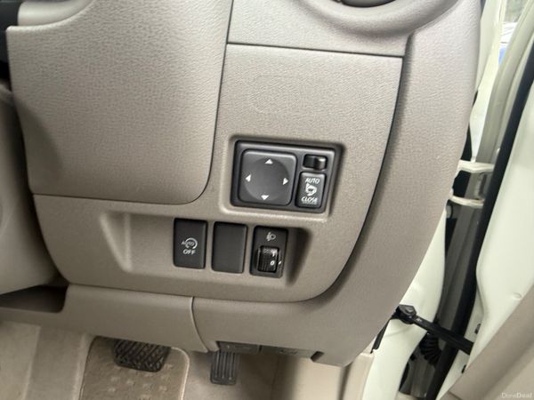 2014 Nissan March  Bolero 1.2 Automatic 375608232