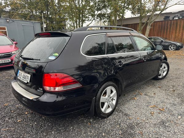 Volkswagen Golf Automatic 375768563