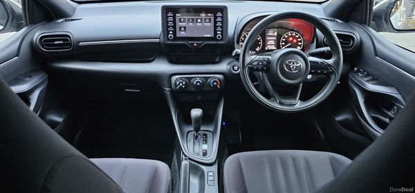 2020 Toyota Yaris 375720120