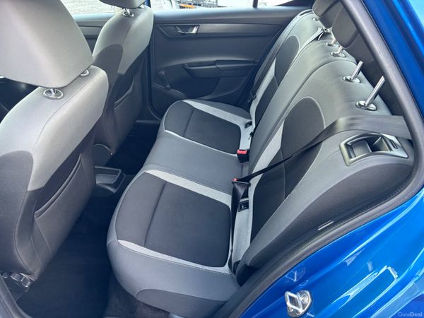 Skoda Fabia 375727787