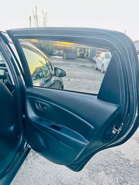 Toyota Vitz 2015 1.3L PETROL AUTOMATIC 375842043