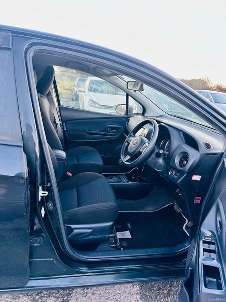 Toyota Vitz 2015 1.3L PETROL AUTOMATIC 375842033