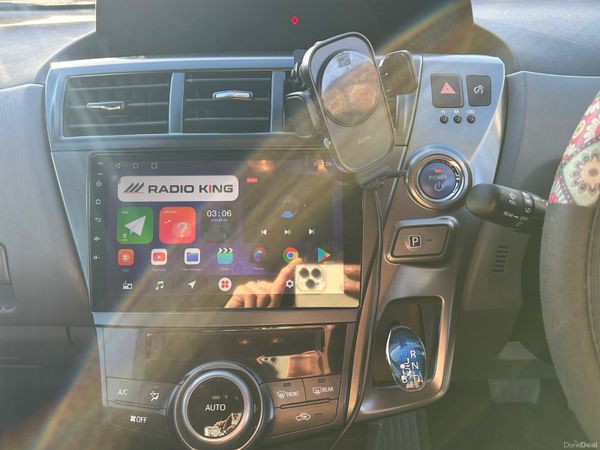 Toyota Prius Alpha 2014 7 seater 375849995