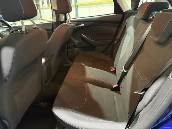 2015 Ford Focus Zetec 1.0 100 Bhp Manual 375870712