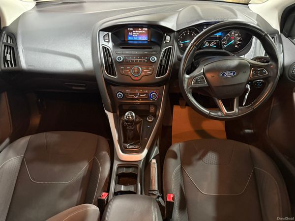 2015 Ford Focus Zetec 1.0 100 Bhp Manual 375870713