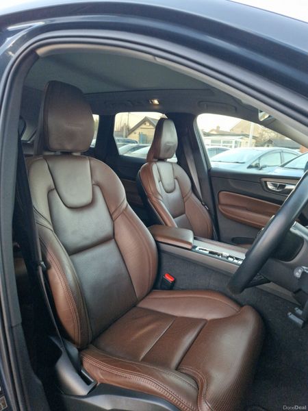 Volvo XC60 T8 INSCRIPTION PRO | Pan Roof 375813024