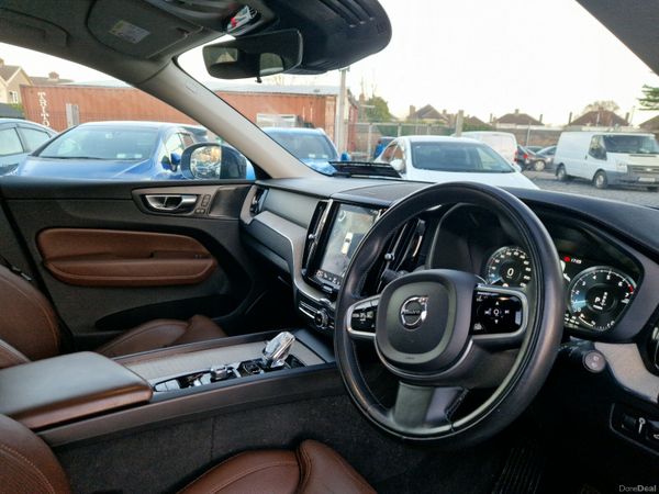 Volvo XC60 T8 INSCRIPTION PRO | Pan Roof 375813025