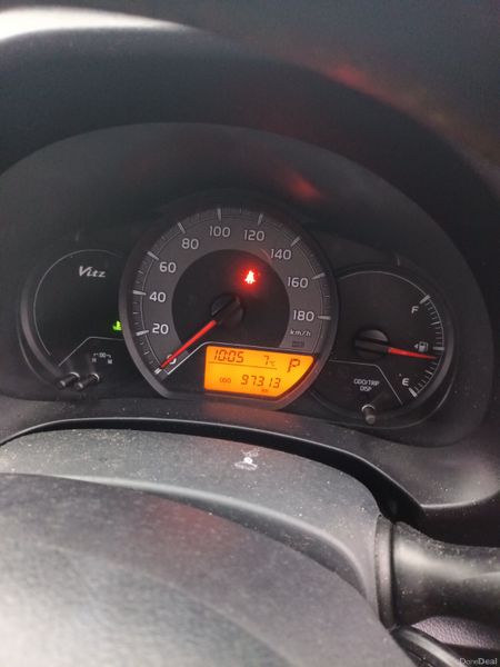 Toyota Vitz 2015 375942022