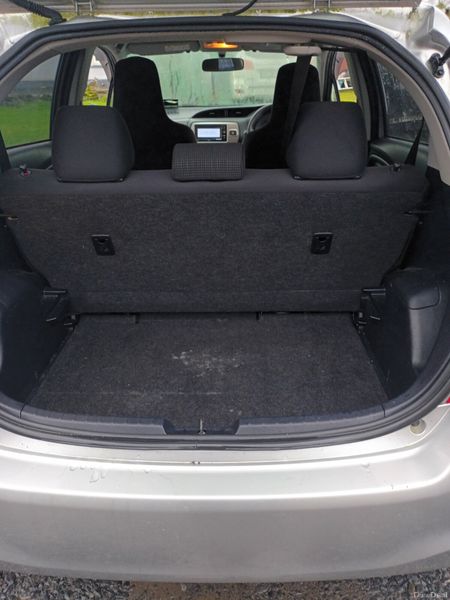 Toyota Vitz 2015 375942037