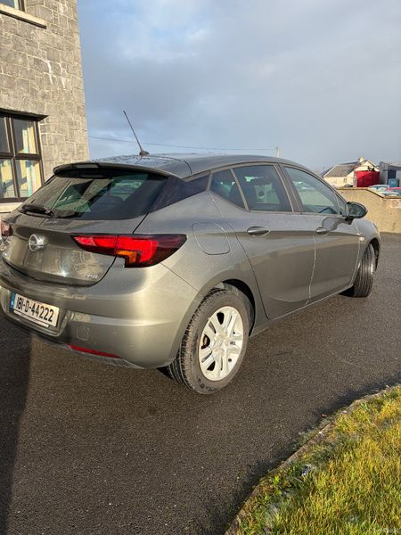 Opel Astra 2018 375942881