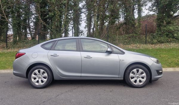 Opel Astra 2015 (NCT 08/26) 375958216