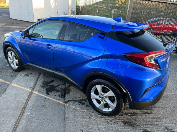 TOYOTA C-HR 2018, 1.8 HYBRID AUTO LOW KMS 375970613