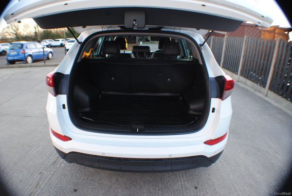 Hyundai Tucson 2016 1.7D EXECUT 5DR SUV 375906384