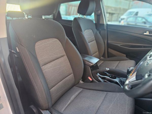 HYUNDAI TUCSON // 05/27 NCT // EXCELLENT SPEC 375917547