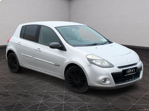 Renault Clio *NCT 03-26* 376265268