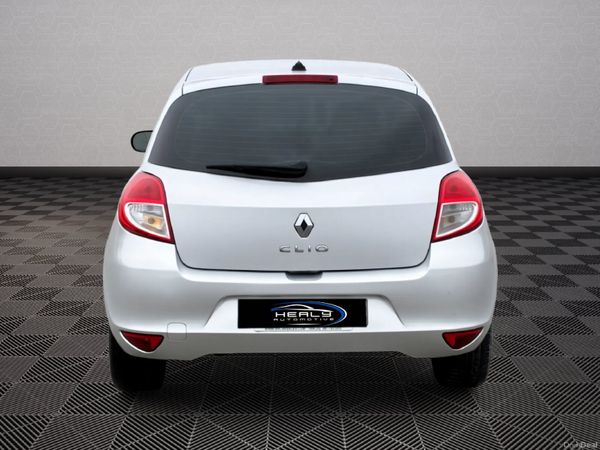 Renault Clio *NCT 03-26* 376265274
