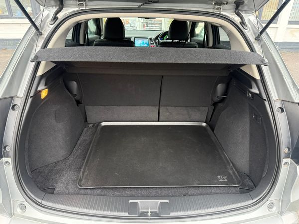 2015 Honda HR-V/Vezel 1.5 auto Hybrid, Full specs 376288175