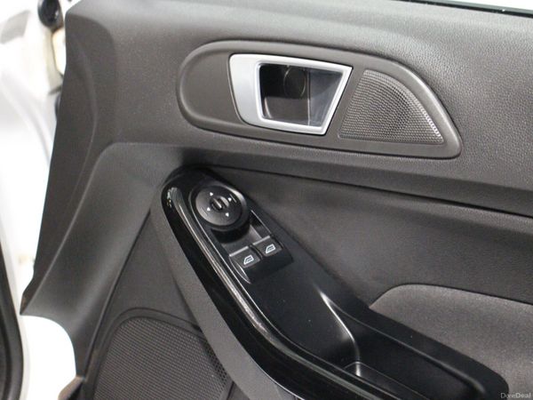 2015 Ford Fiesta 1.2 Zetec New NCT! 376200191