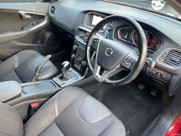 172 Volvo V40 2.0 (WARRANTY/ NEW NCT) 376219091