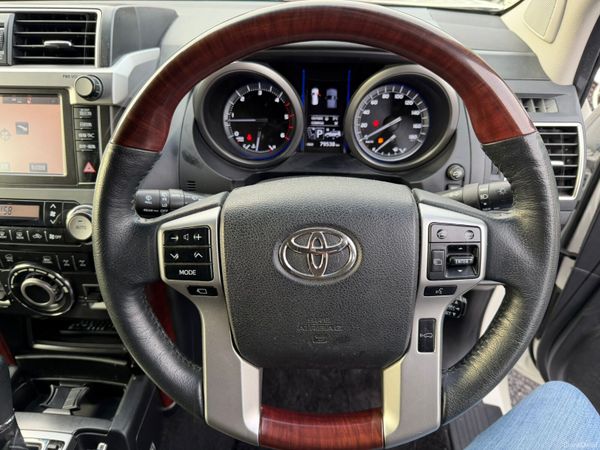 17 TOYOTA LAND CRUISER 7 SEATS HIGH SPEC 376223478