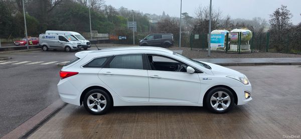 Hyundai i40 Estate NEW NCT 01.2027 376230858