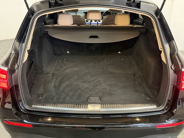 182 MERCEDES E220D ESTATE AMG - LOW MILES 376460519