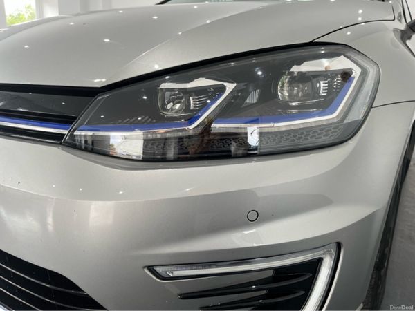 Volkswagen e-Golf PRICE DROP COMFORTLINE 5DR AUTO 376403031