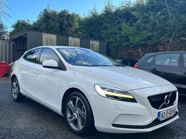 VOLVO V40 2016 1.5 PETROL AUTOMATIC 376403279
